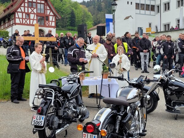 Fürbitten vom Motoclub Daiwil