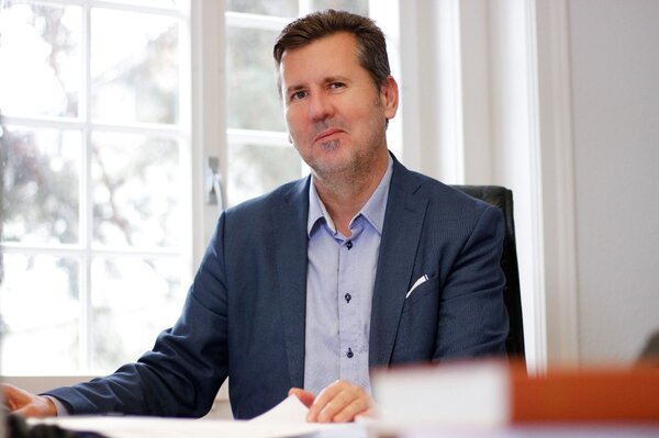 Offizial Wieslaw Reglinski